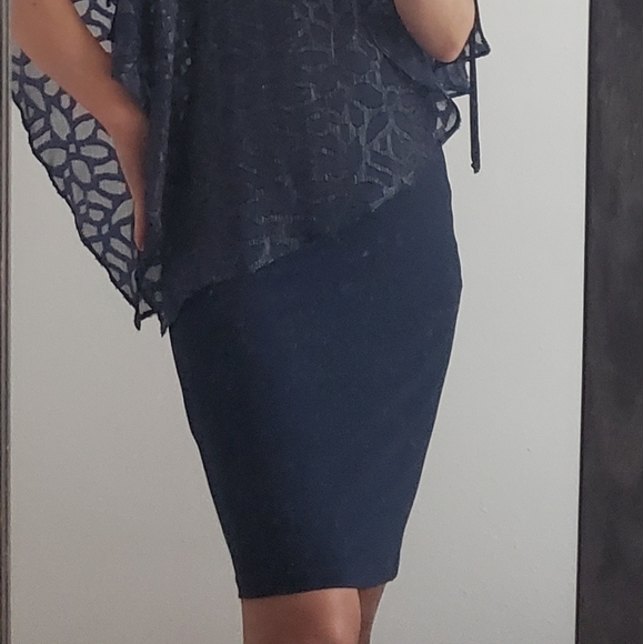 Frank Lyman Designer Dress - Picture 3 of 8